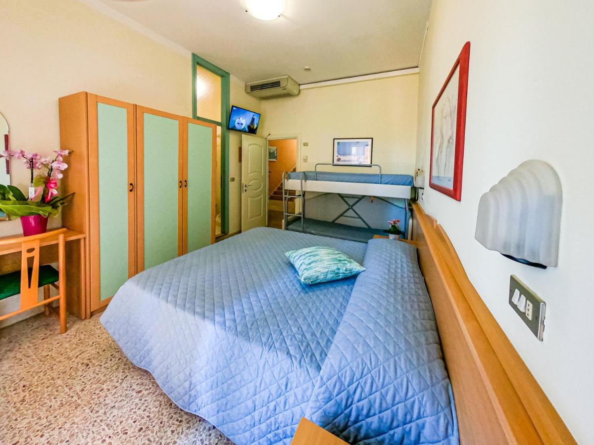 Hotel Simplon Беллария-Иджеа-Марина Экстерьер фото