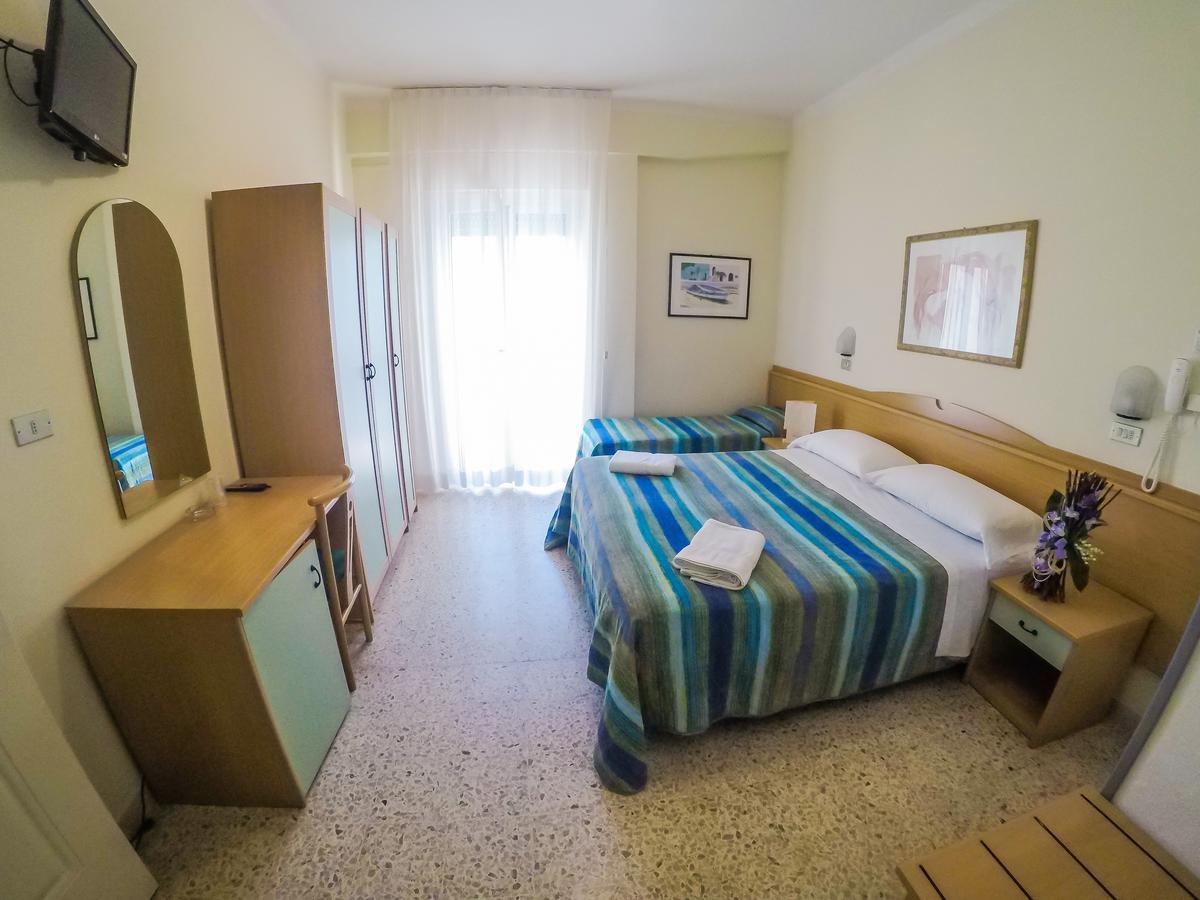Hotel Simplon Беллария-Иджеа-Марина Экстерьер фото